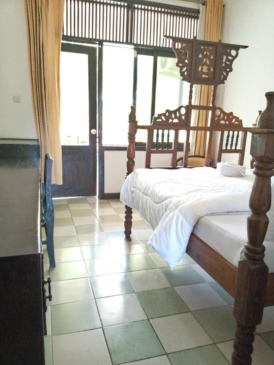 Serene Hotel Dar es Salaam Exterior photo